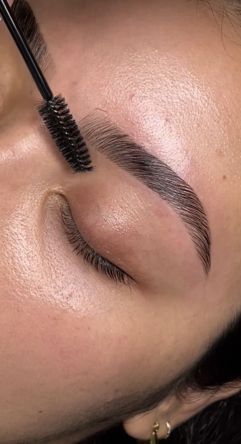 Servicios de cejas